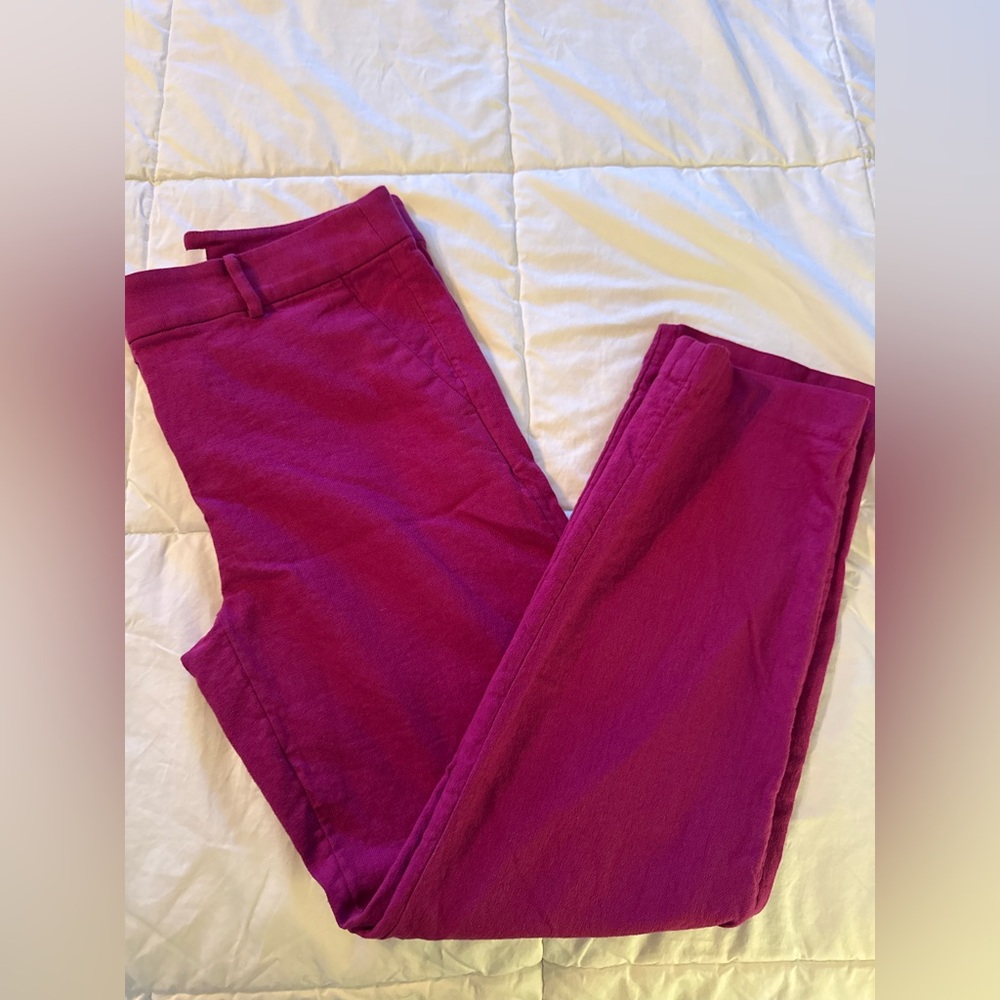 Loft Riviera Slim Lightweight Crop Pant